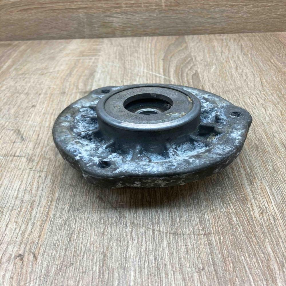6795082   Front shock absorber damper bump stop BMW 5 F10 F11