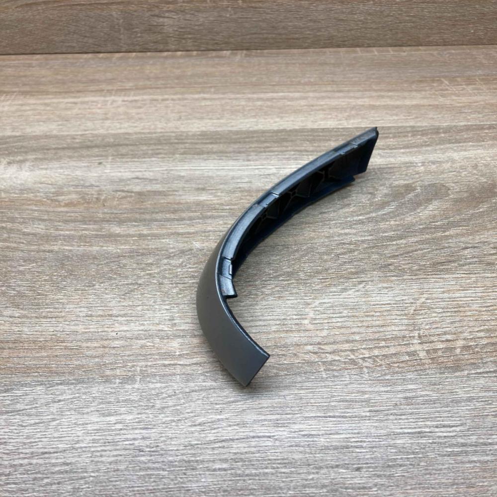8262811   Front door interior handle trim BMW X5 E53