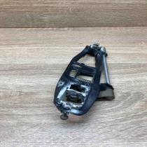 8253453   Front door exterior handle/bracket BMW 3 E46