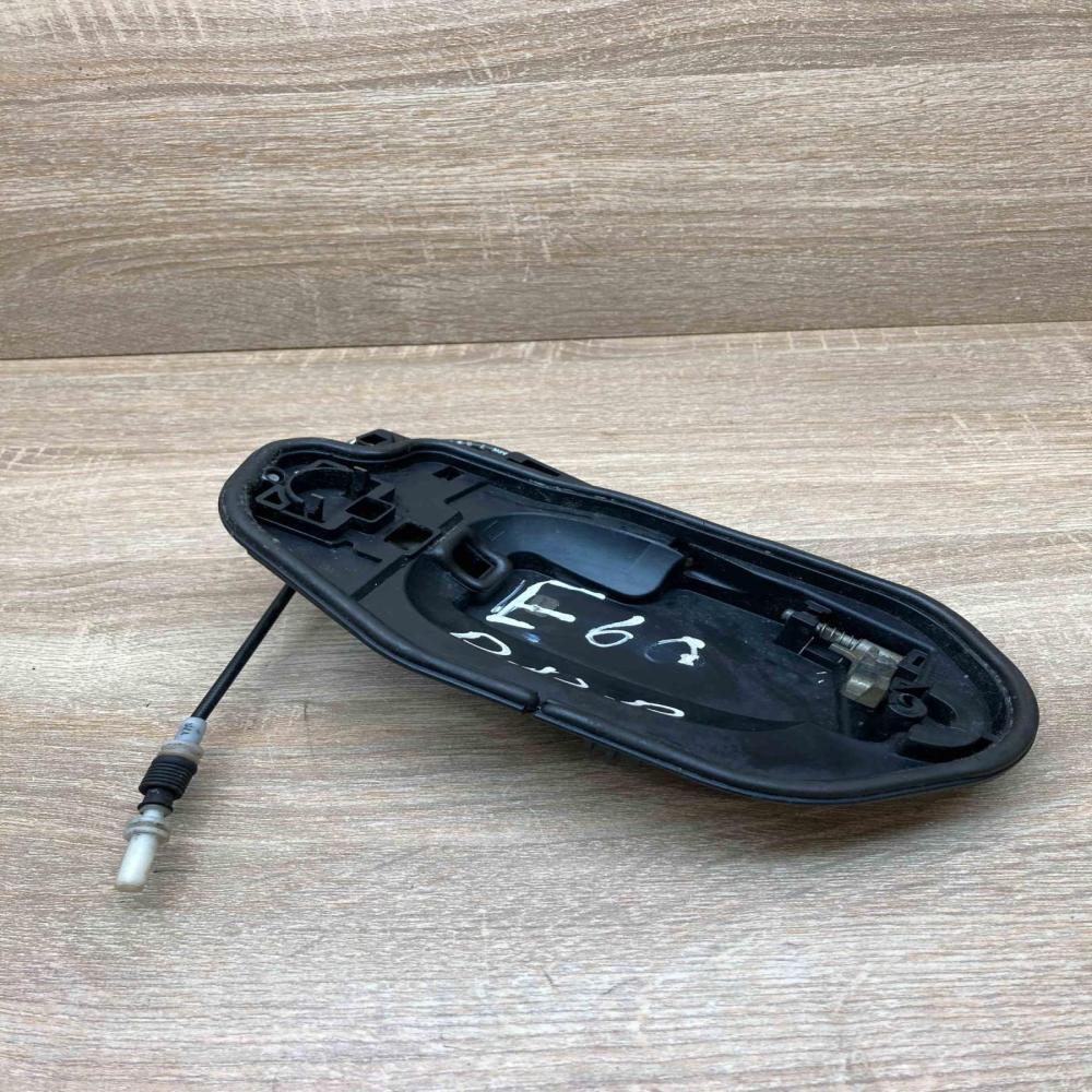7034544  RH Front Front door exterior handle/bracket BMW 5 E60 E61
