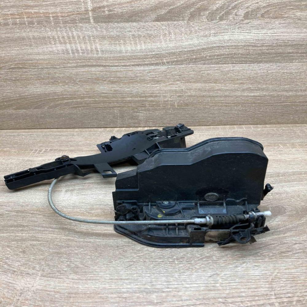 7167074 A046998  Front door lock BMW X3 E83