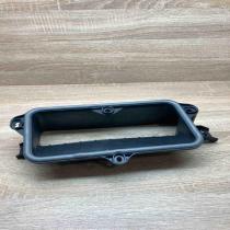 A2138302500   Cabin air duct channel Mercedes-Benz E W213