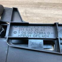 2115452140   Other engine bay part Mercedes-Benz E W211