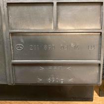2118900314   Other interior part Mercedes-Benz E W211