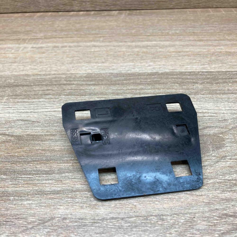 2115454340   Other interior part Mercedes-Benz E W211