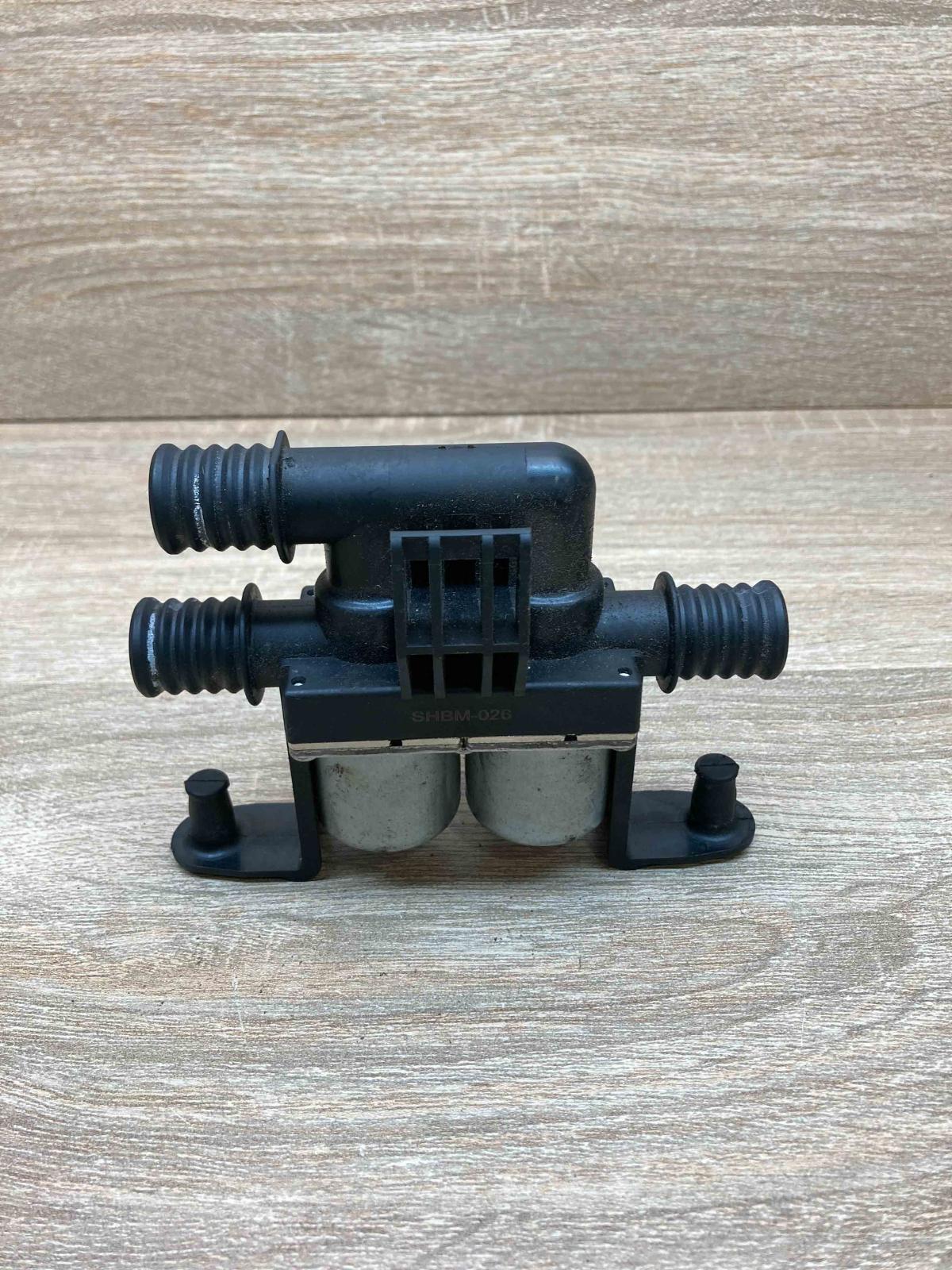 SHBM 026 BMW Heater Valve  Coolant heater control valve BMW 5 E60 E61