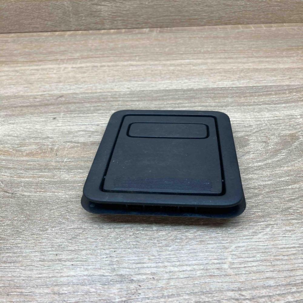 A2206800214   Other trunk/boot trim element Mercedes-Benz E W211