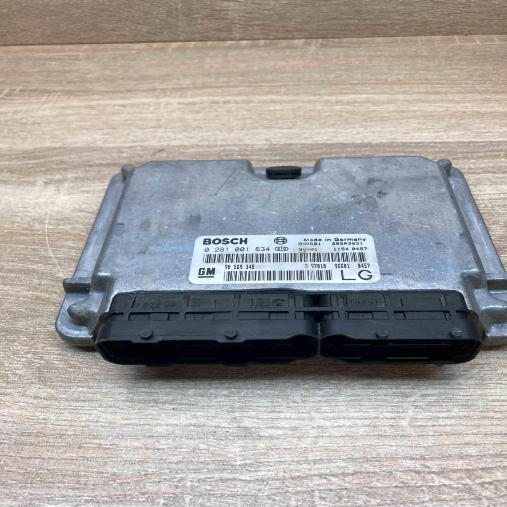 0281001634 90569348  Engine control unit/module ECU Opel Vectra B