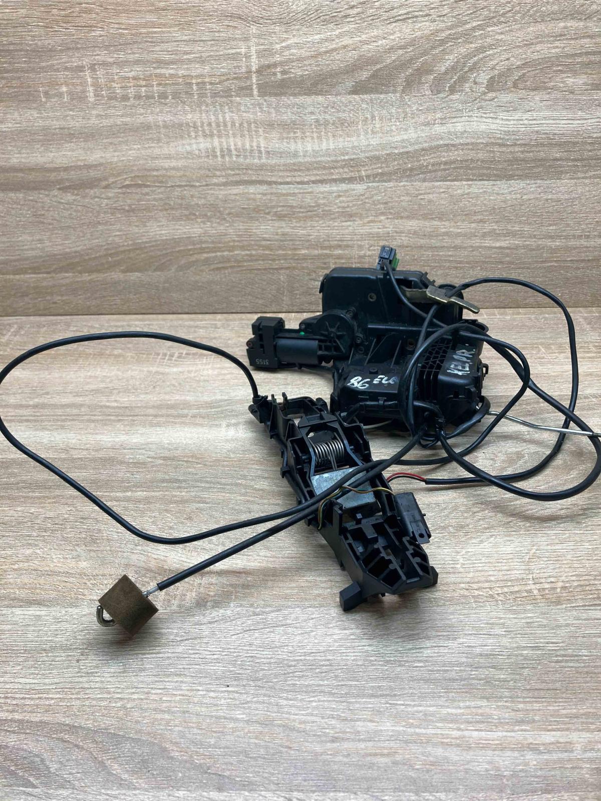 2117600234   Front door lock Mercedes-Benz E W211