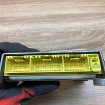 89170 05121 215767 102  Airbag control unit/module Toyota Avensis T250