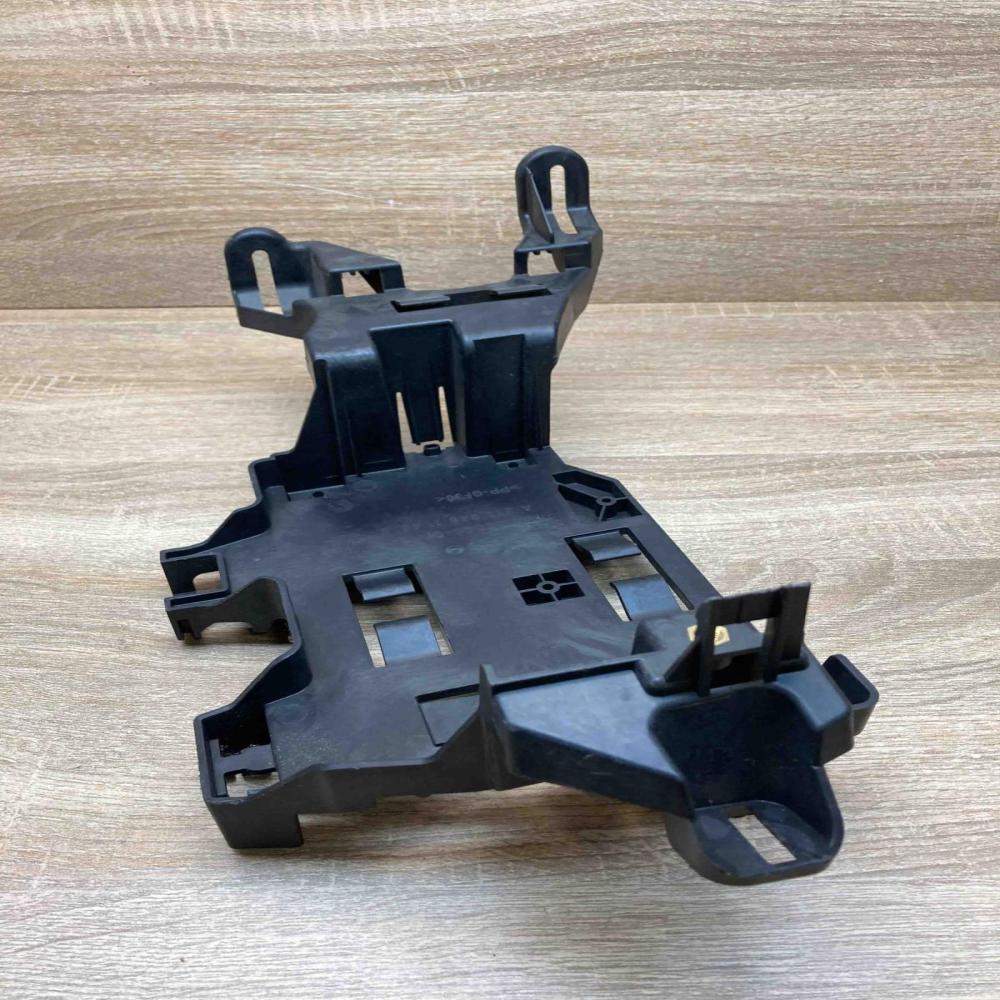 A2135451140   Other interior part Mercedes-Benz E W213