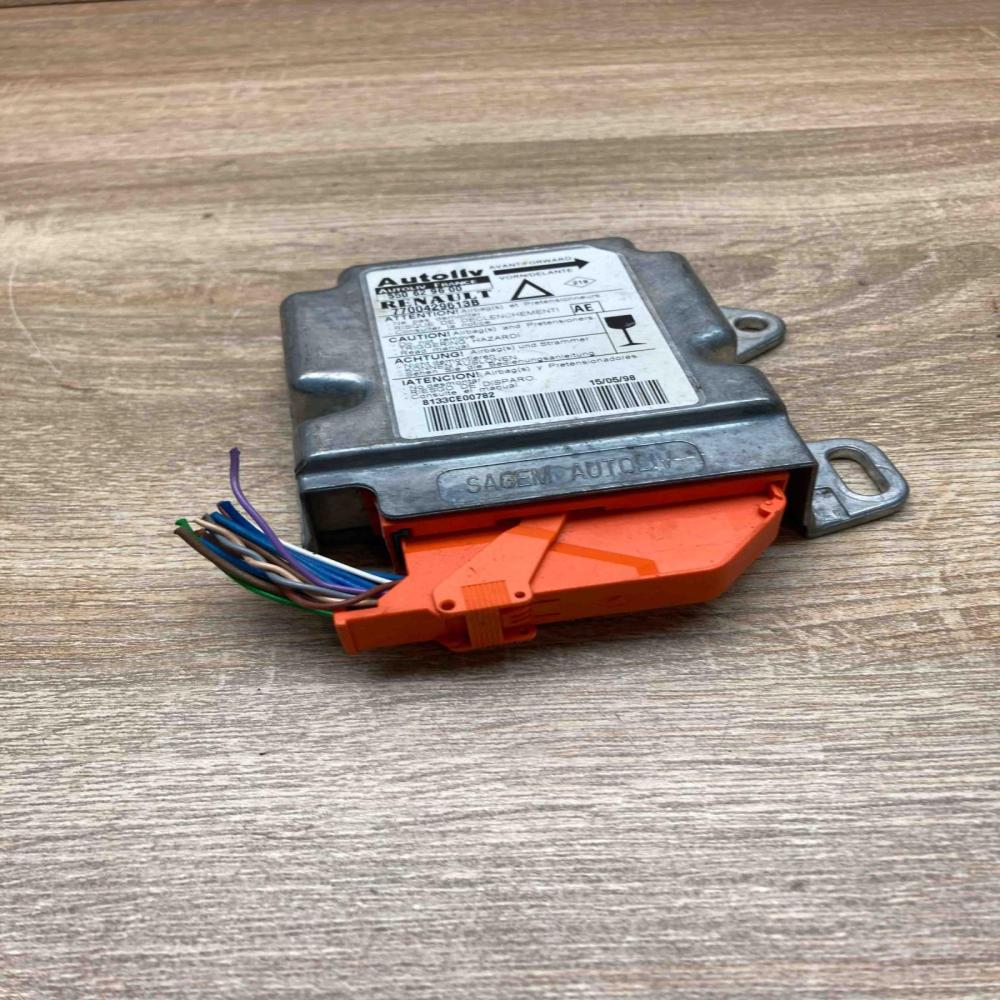550629600 7700429613B With Plug Airbag control unit/module Renault Laguna I