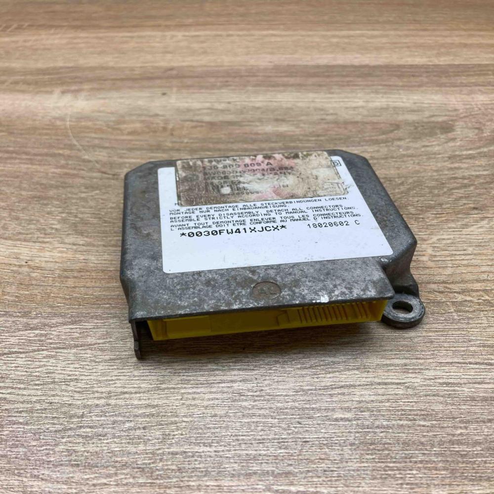 1J0909609A   Airbag control unit/module Volkswagen Golf IV