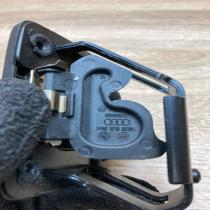 8K9861736   Cargo luggage net fixing mount Audi Q5 SQ5