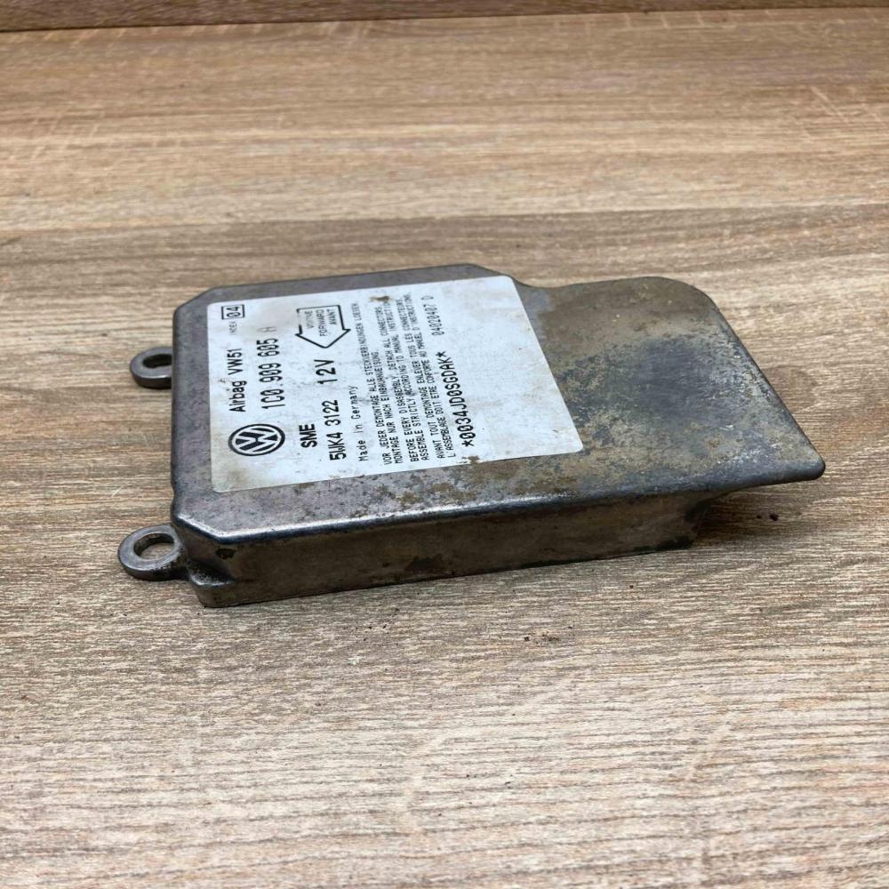 1C0909605A 5WK43122  Airbag control unit/module Volkswagen Transporter - Caravel