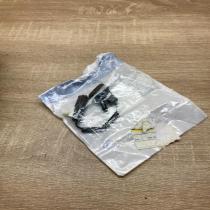 31301523   Windshield washer spray nozzle Volvo V60