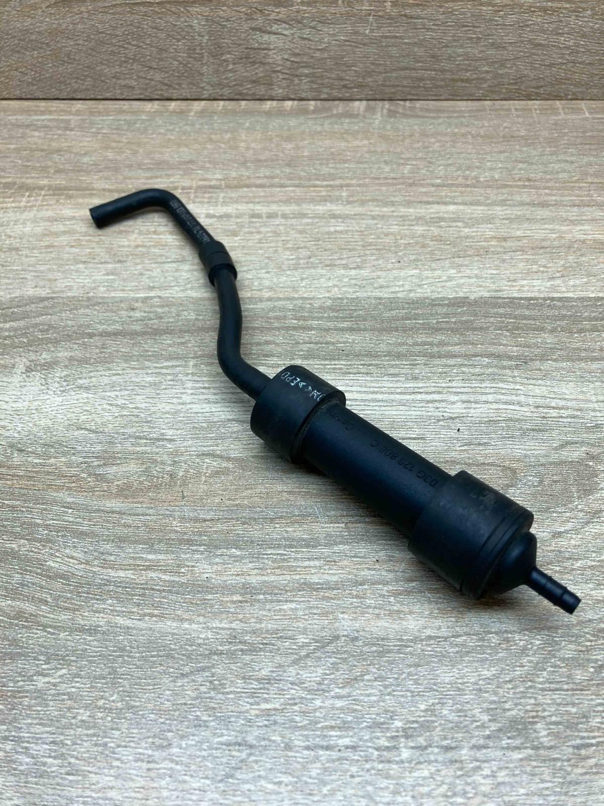 03G129808C   Vacuum air tank Volkswagen PASSAT B6