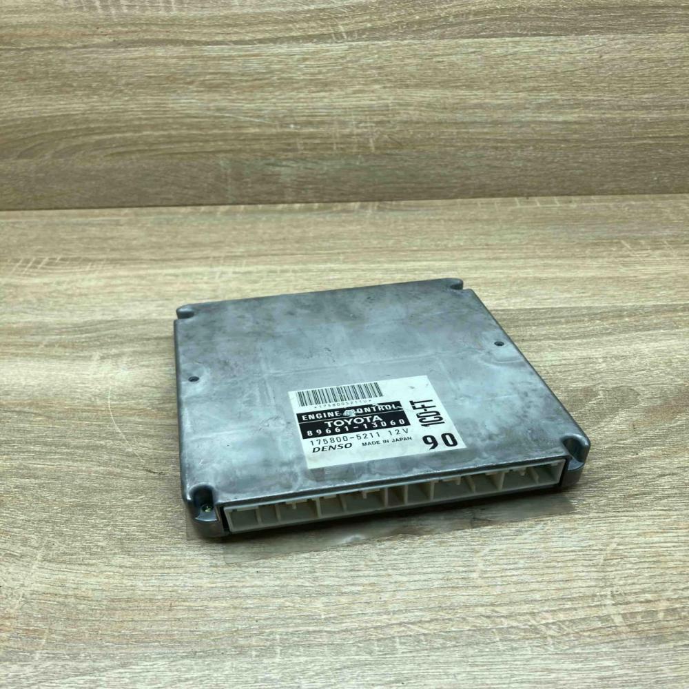 89661 13060 175800 5211  Engine control unit/module ECU Toyota Corolla Verso E12