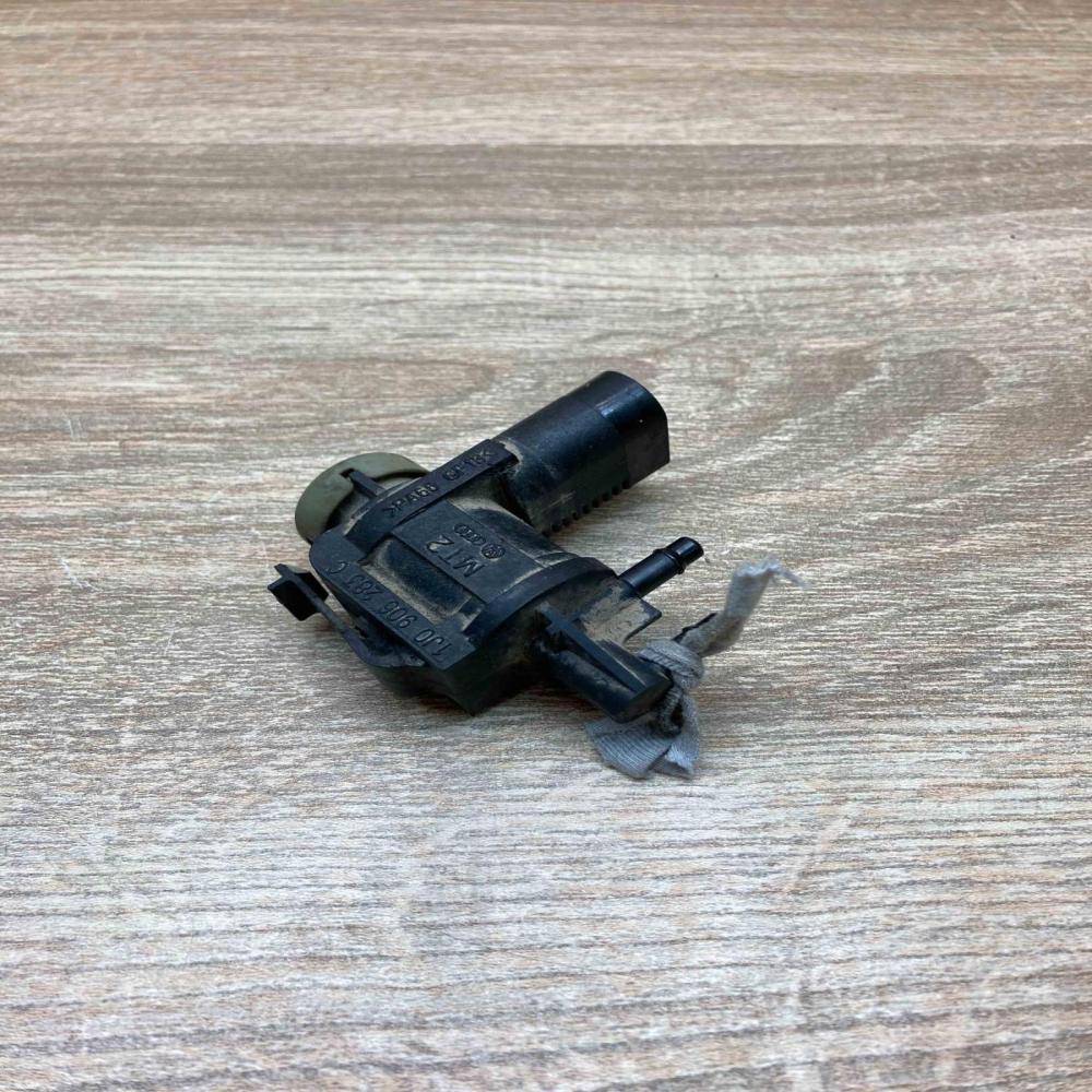 1J0906283C   Turbo solenoid valve Audi A4 S4 B7 8E 8H