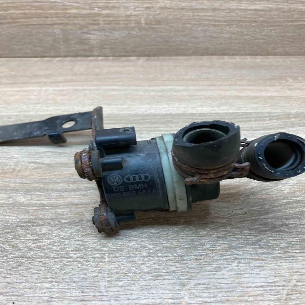 5N0965561A   Electric auxiliary coolant/water pump Volkswagen Touran II