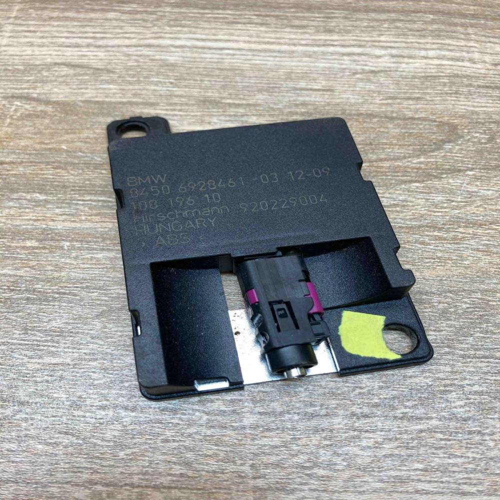 6928461  With Plug Aerial antenna amplifier BMW 7 E65 E66
