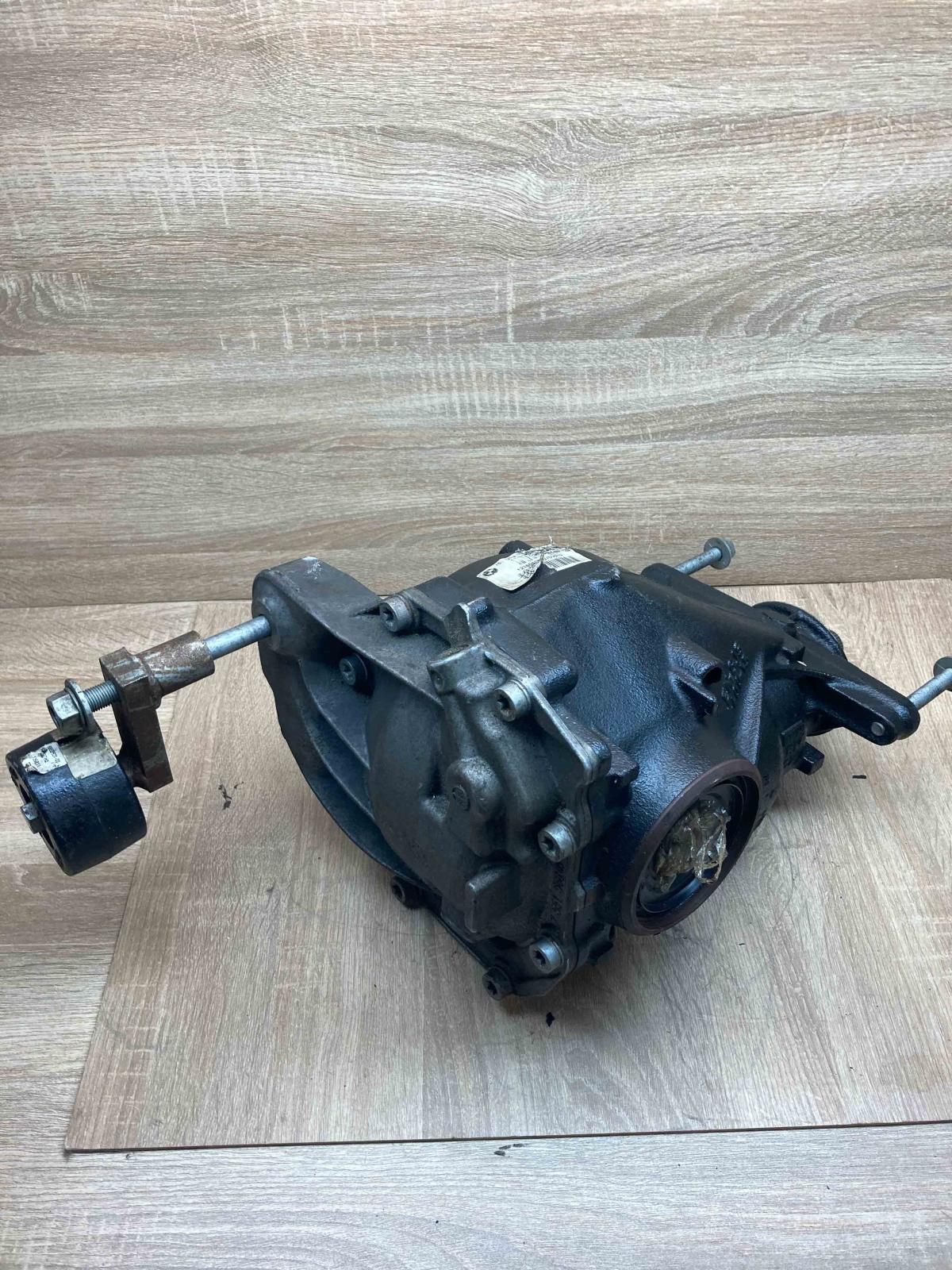 7592013 6852601 2.81 Rear differential BMW X3 F25