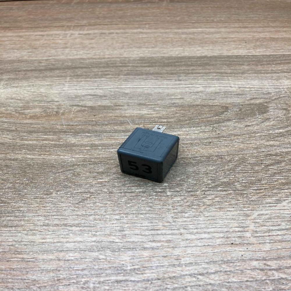 141951253B  53 Other relay Volkswagen Golf IV