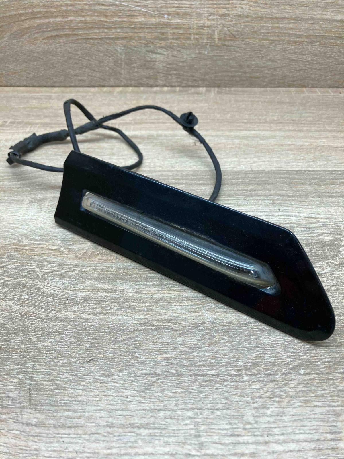 7203371  With Plug Front fender indicator light BMW 7 F01 F02 F03 F04