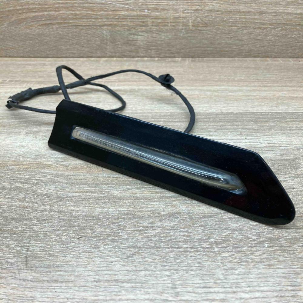 7203371  With Plug Front fender indicator light BMW 7 F01 F02 F03 F04