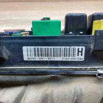 3825A SN7 D011   Fuse module Honda Accord