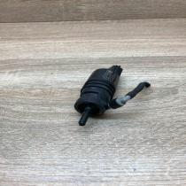 6934160 132640 11  Windscreen/windshield washer pump BMW 5 F10 F11