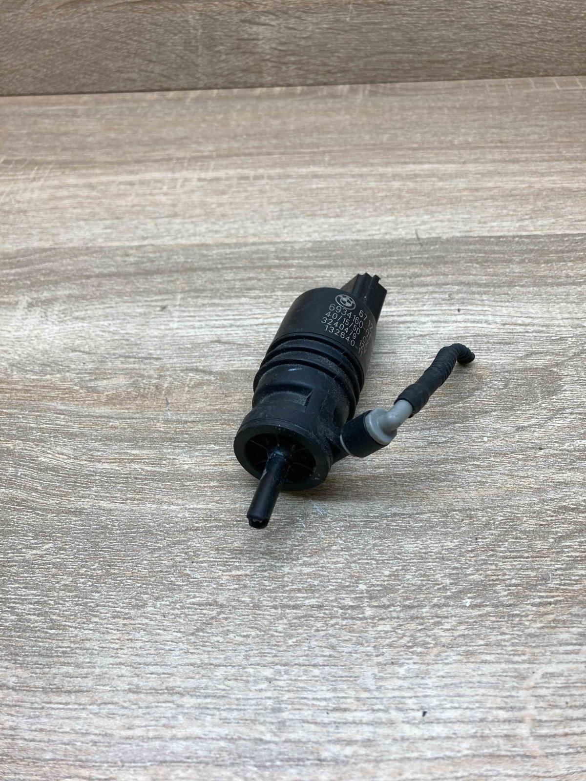 6934160 132640 11  Windscreen/windshield washer pump BMW 5 F10 F11