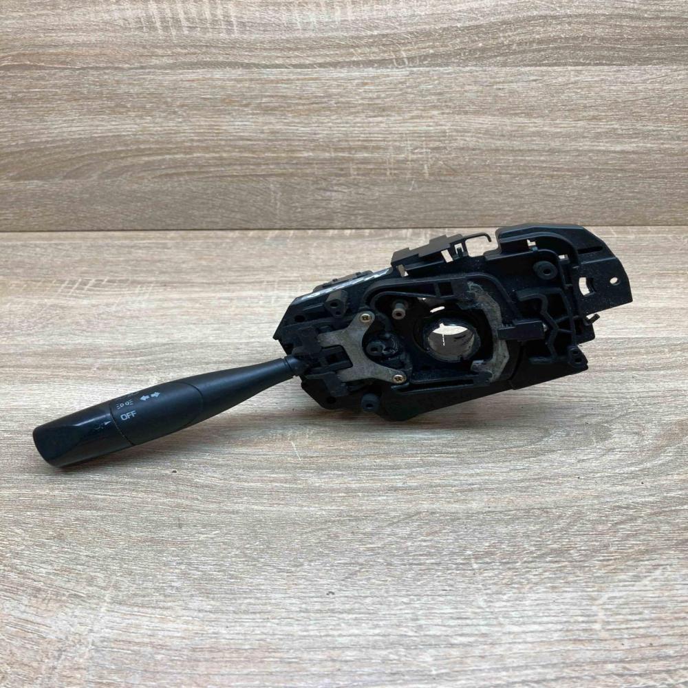 175110 175112  Wiper control stalk Mazda 626