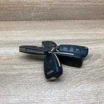 Audi A6 C6 Key 4F0837220D  Ignition key/card Audi A6 S6 C6 4F