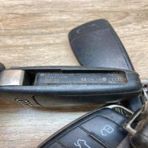 Audi A6 C6 Key 4F0837220D  Ignition key/card Audi A6 S6 C6 4F
