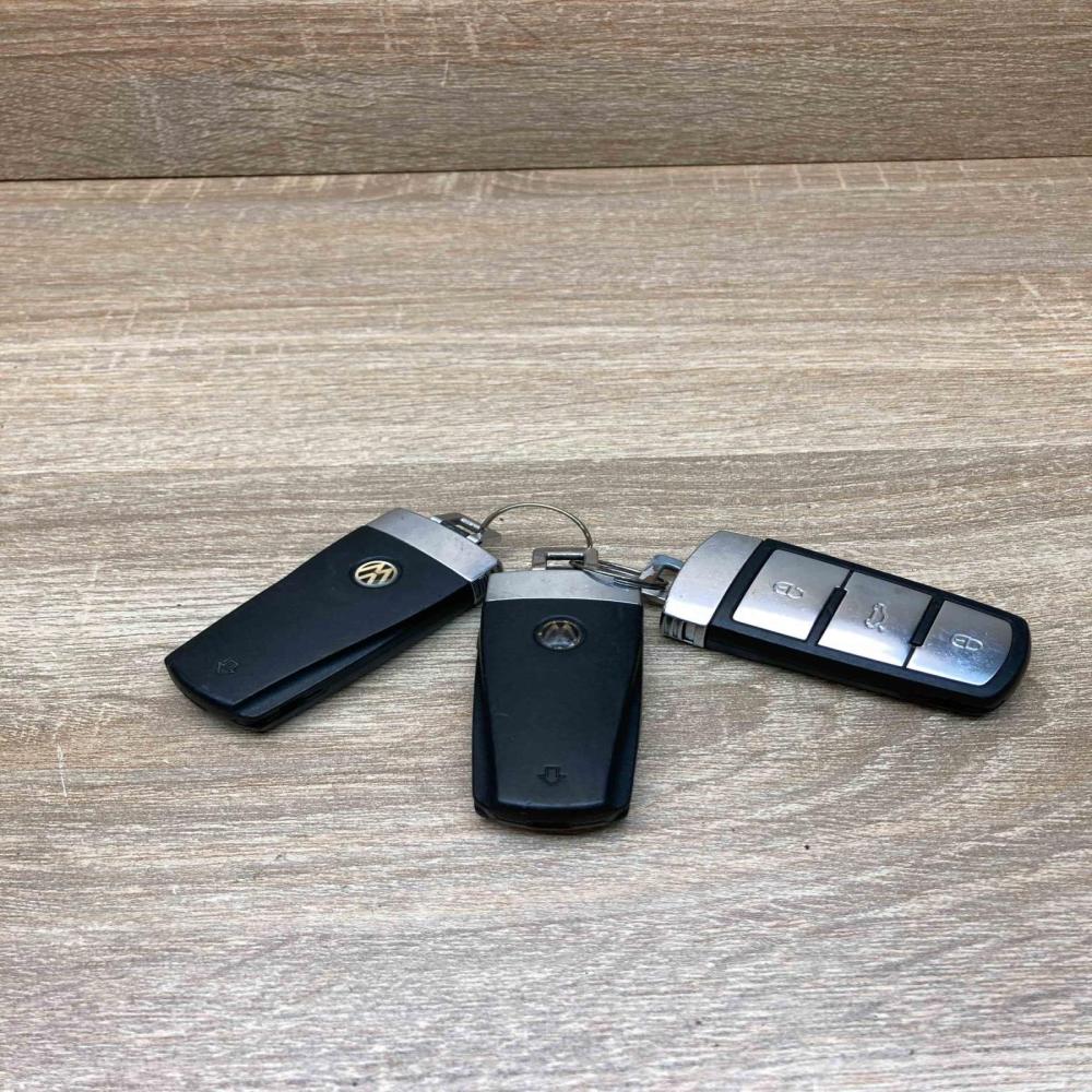 VW Passat B6 Key 4A31ZTAQ  Ignition key/card Volkswagen PASSAT B6