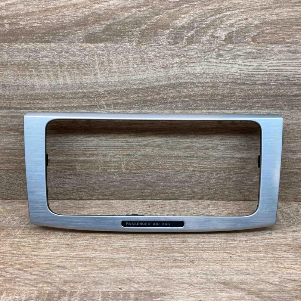 3C0858069P 3C0919234A  Radio/CD/DVD/GPS head unit Volkswagen PASSAT B6