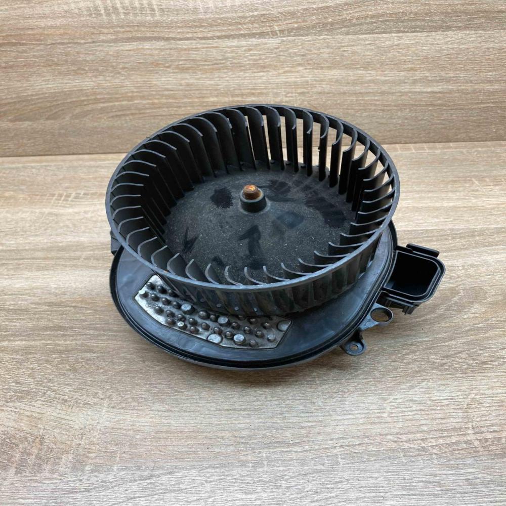 T947769 9319919  Heater fan/blower BMW 3 F30 F35 F31