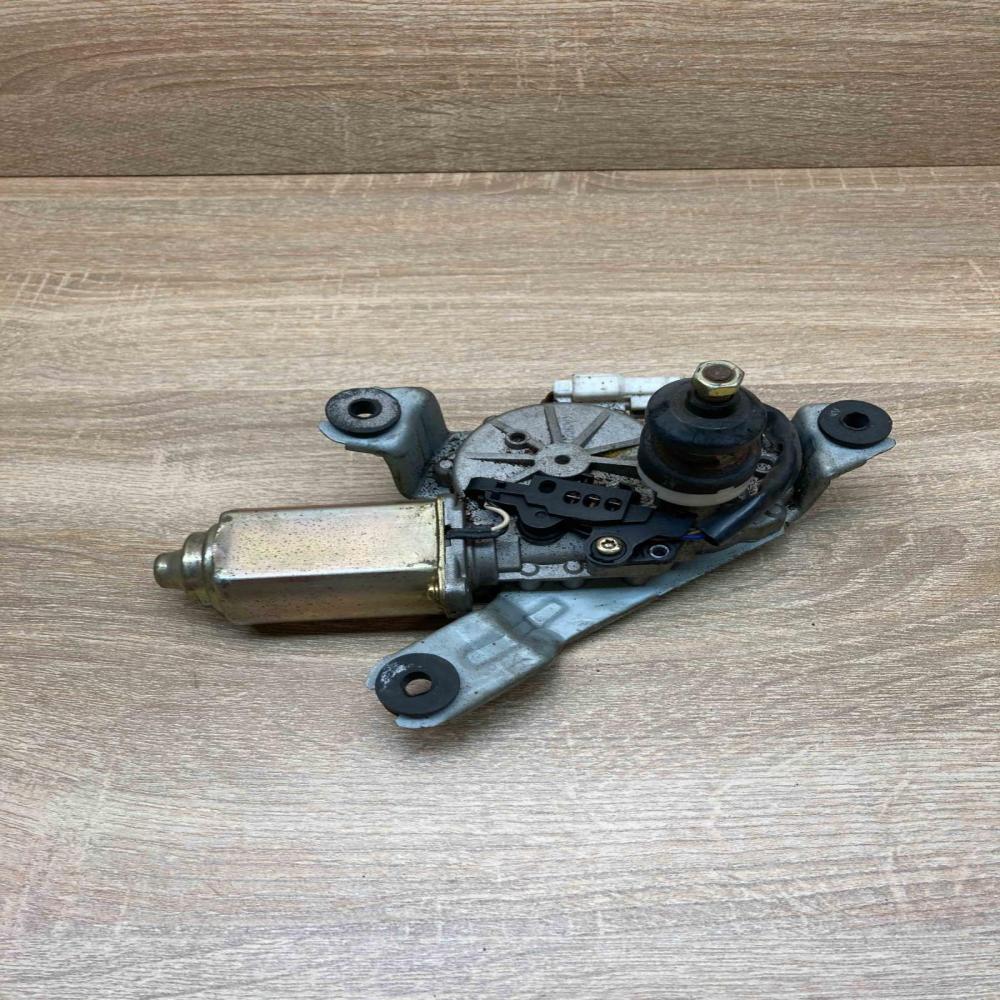 98700 2C000   Rear window wiper motor Hyundai Coupe