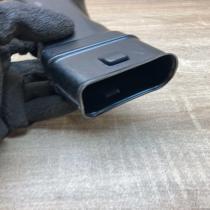 A2118313046   Cabin air duct channel Mercedes-Benz E W211