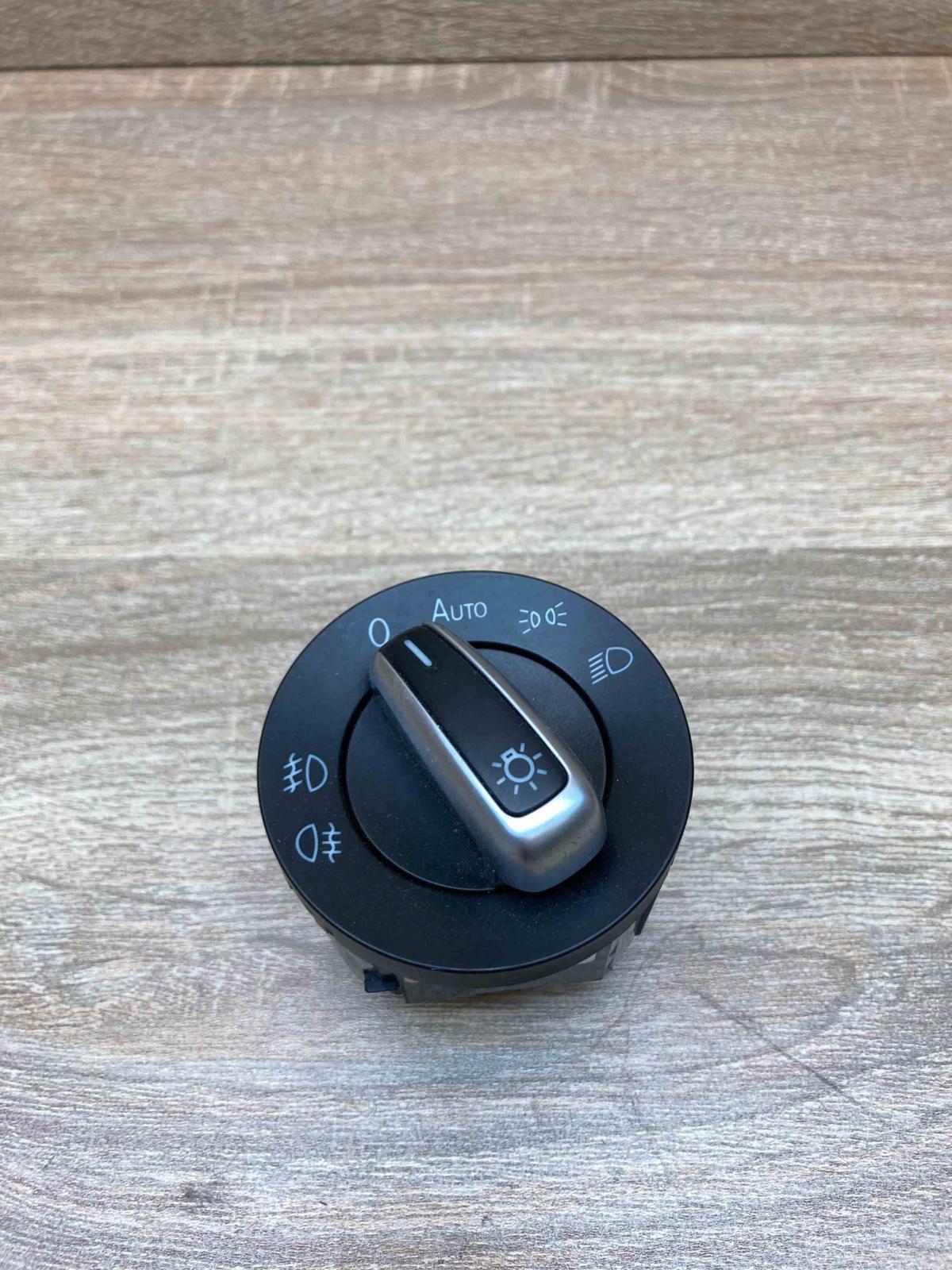 3C8941431A   Light switch Volkswagen Golf VI