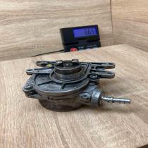 724807100 20111763  Vacuum pump Opel Astra G
