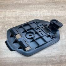 2118900814 Used  Hazard Warning Triangle Mounting Bracket Mercedes-Benz E W211
