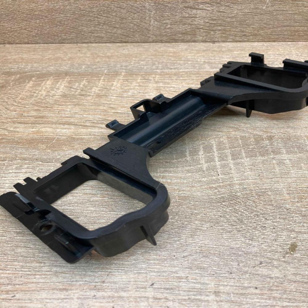 A2116800472   Other interior part Mercedes-Benz E W211