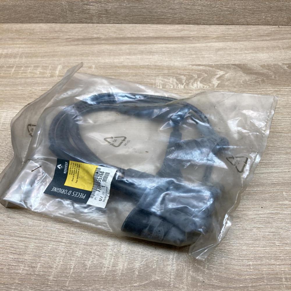 7700855768   Ignition plug leads Renault 9