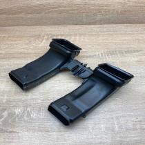 2115452940 Used  Cabin air duct channel Mercedes-Benz E W211