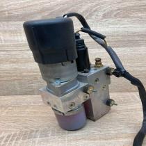 7111867 HB70401 002  Tailgate hydraulic pump motor BMW 5 E60 E61