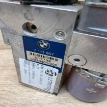 7111867 HB70401 002  Tailgate hydraulic pump motor BMW 5 E60 E61