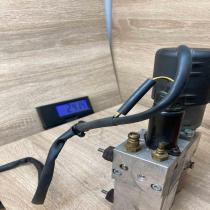 7111867 HB70401 002  Tailgate hydraulic pump motor BMW 5 E60 E61