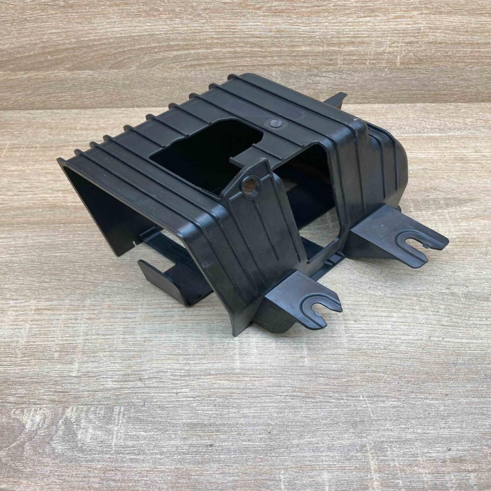 A2518050014 A2517420114  Other trunk/boot trim element Mercedes-Benz R W251